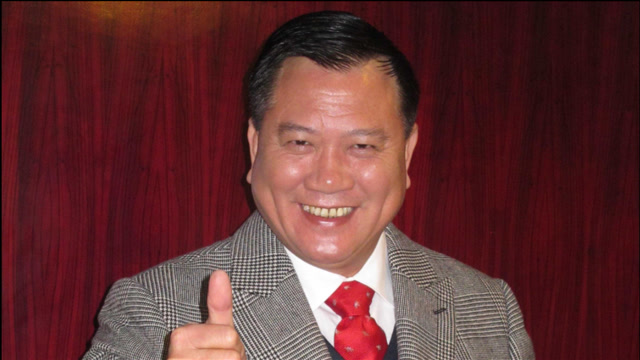 巨星万梓良参加活动气压全场,出场费会超过歌唱家大衣哥吗?