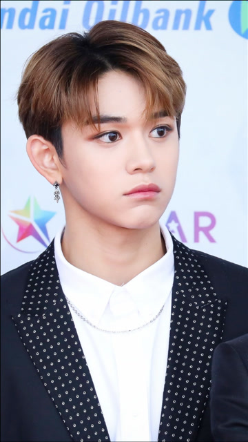 黄旭熙的港普太好笑了耳朵听抽筋