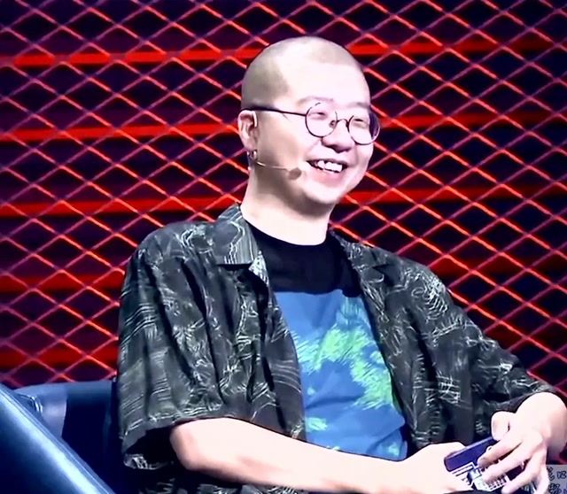 王建国:长大后,你是否还是曾经那个少年,你是否还相信漫画里的世界?