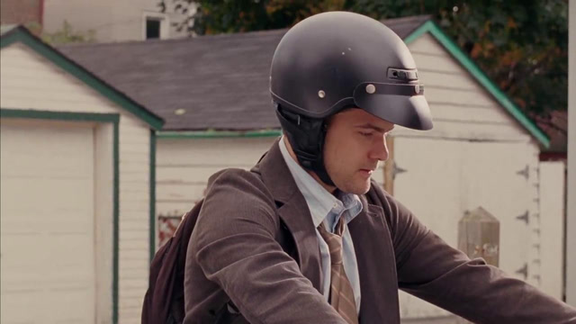 最后一周:泰勒买下摩托车,已经想好怎么和女友说自己得了癌症