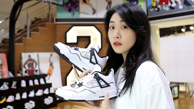 xh55# 火山演绎aj4现场视频花絮