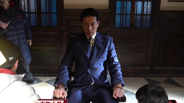 前行者:【花絮】张鲁一受刑戏幕后大公开