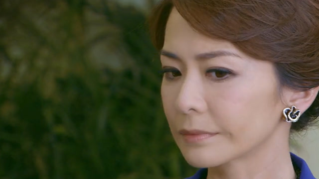 《红酒俏佳人》第19集01:林轩赢得了比赛,大家都为她感到开心,单丽很