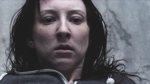 10分钟不到的短片 恐怖短片口碑之作 曲面 curve