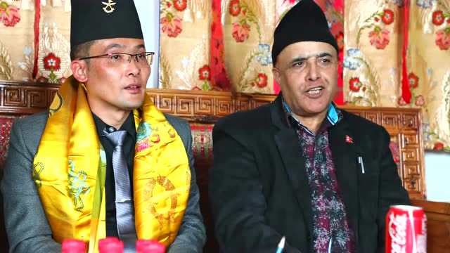 尼泊尔前副总理苏加塔柯伊拉腊访问久美彭措先生