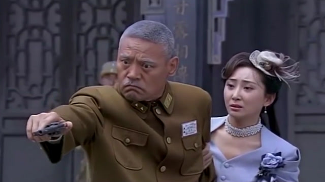 铁梨花:井三面不改色,为取得赵元庚信任,真的是豁出去了!