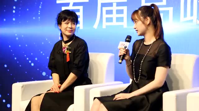 合肥皇派门窗首届高峰论坛主持人罗彬