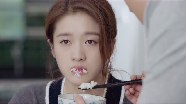 泡沫之夏第三十四江珍恩竟然差点就