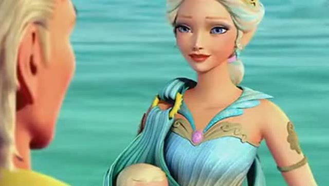 小伶玩具美人鱼生了个没有尾巴的小孩长得像芭比娃娃