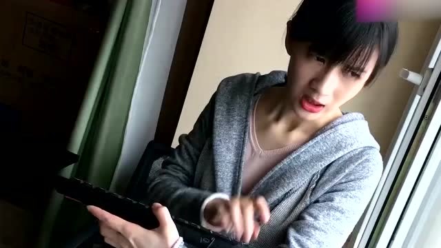 papi酱:在生活中你也是一个键盘侠吗?