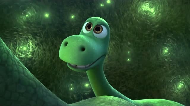 恐龙当家.爸爸带着阿洛看满天萤火虫!好温馨的画面啊