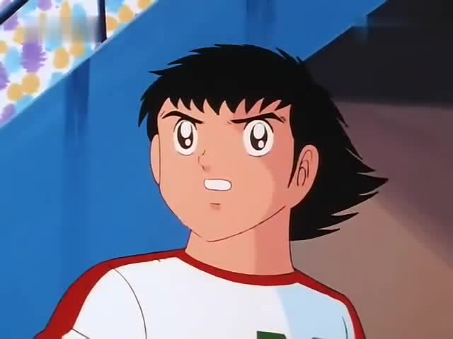 足球小将 小翼伤势恢复,花伦队进攻激烈,小翼终于出场了