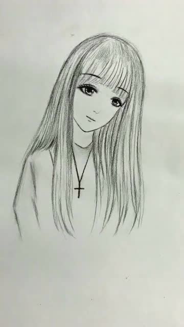铅笔画:画的是留着长头发的漂亮女生
