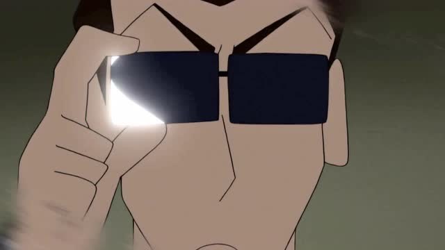 蜡笔小新:黑矶的墨镜,竟然随身有预备的,看不到真面目呀
