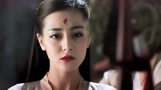 三生三世:凤九继任青丘女君之位,当穿上这身装扮的时候简直美爆了