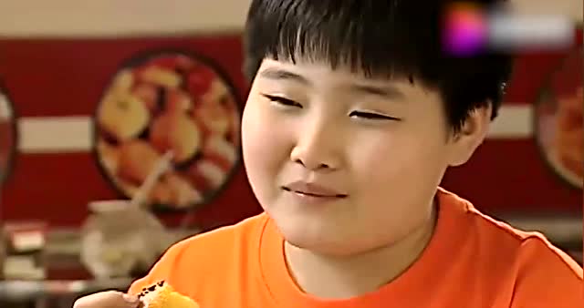 爆丸小子:决战在即,姜桠风研究阿火的昔日对战,而阿火在看海!