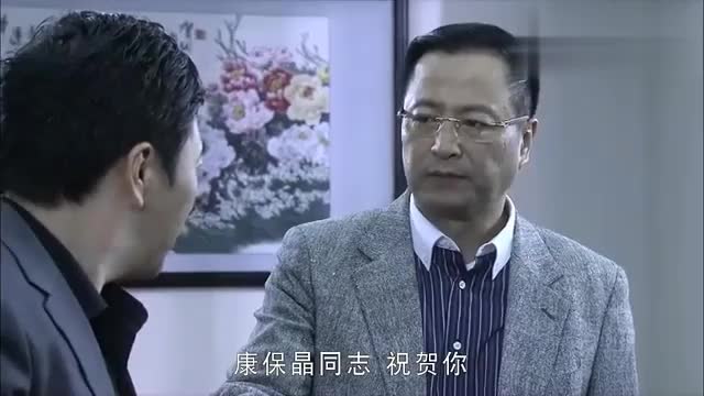 谎言背后:保晶担任副总裁,乐极生悲突昏厥