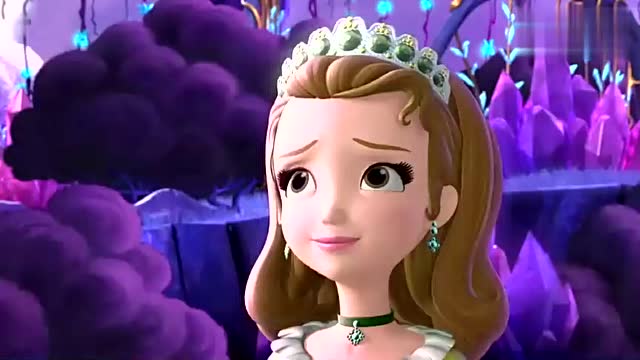 小公主苏菲亚第季安柏放弃了魔法项链,却得到了巨人送的皇冠