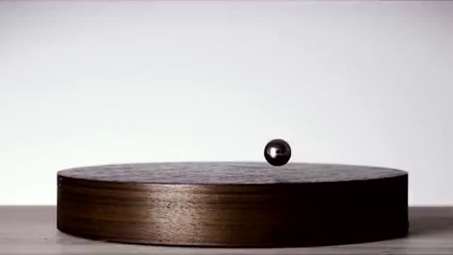 世界上格调最高的钟表:金属球指针,没有支撑完全悬空转动,牛!