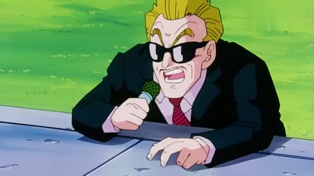 七龙珠碧儿根本不服输竟然全力冲出去攻击斯波比奇直接一拳