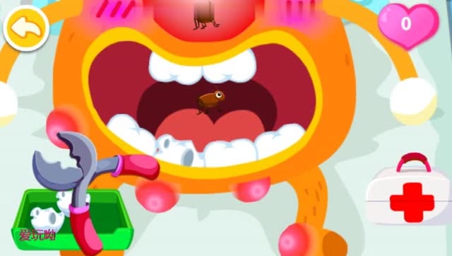 宝宝巴士游戏,妙妙竟然给大坏蛋独眼怪补牙,拔了好几个大蛀牙