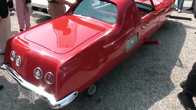 560万1967年陀螺-x 2轮汽车,有个性啊!