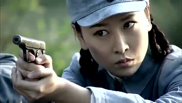 秦枫,楚菲儿率领苍狼突击队成功突破鬼子的第二道防