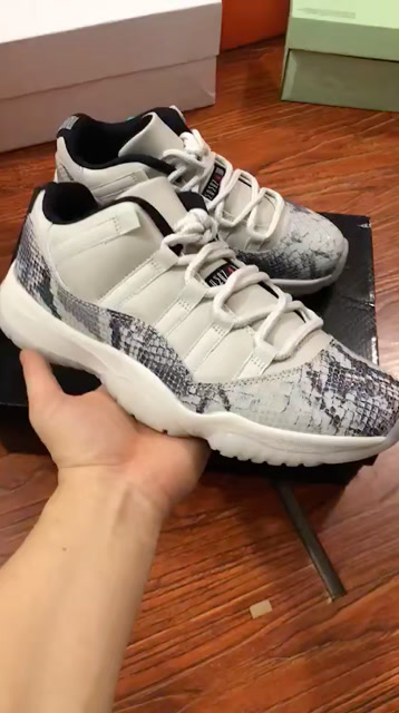 白蛇款aj运动鞋