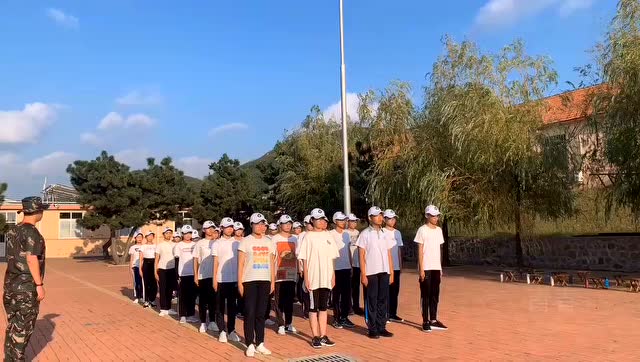 青岛志远学校军训6
