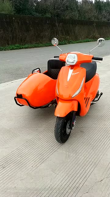 环爵边三轮vesp款的原型车,摩改挎子