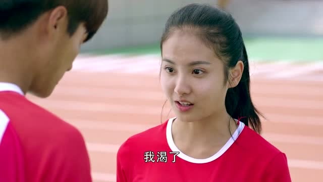 旋风十一人何心言在秦明浩面前装可怜明鸢怒了一把推开何心言