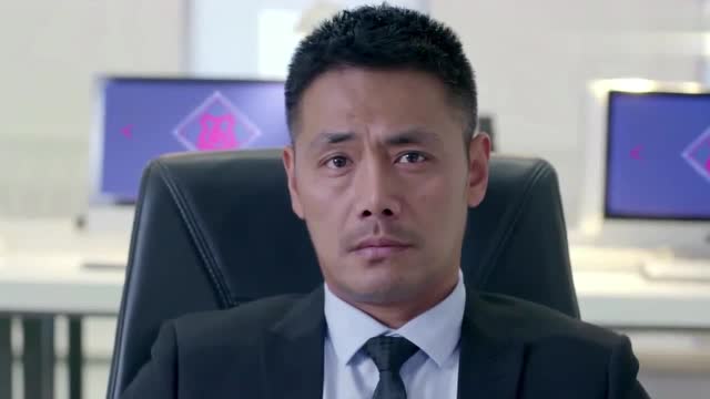 麻辣变形计:白鲨惨遭对手压制,谁料白鲨突然爆发,瞬间反杀对手