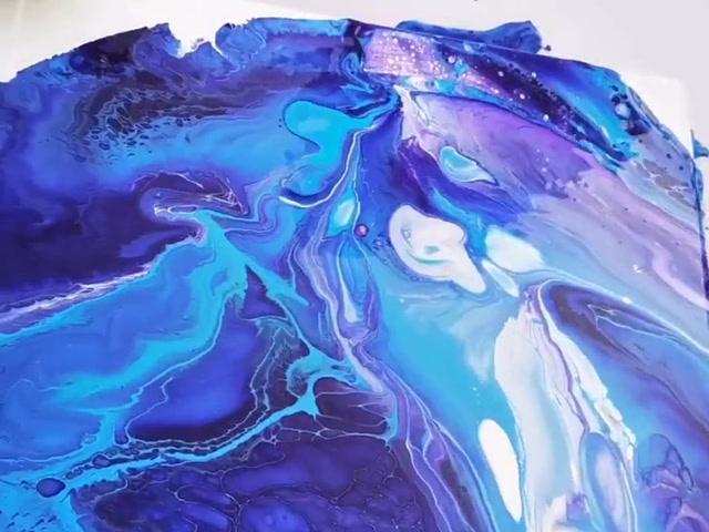 细胞纹流体画,好看简单又好玩,你们想试试吗?