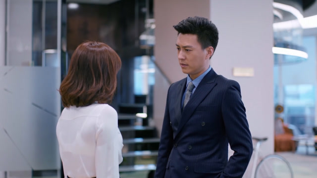 欢乐颂26:胜美应酬醉酒回家,安迪不忍斥责小妖精,谭宗明叮嘱提防奇点