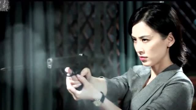 狐踪谍影:"黄圣依"女版西装暴徒,网友:太美了