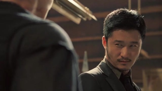 全城戒备:吴京张静初联手大战变种人,边打边进化,激烈打斗精彩