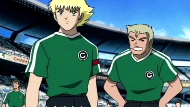 大空翼和岬太郎这对黄金搭档,控制住了中场,来到德国队的禁区内