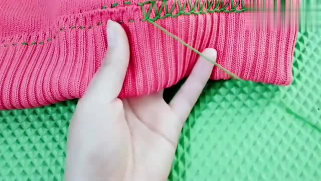 针织毛衣下摆长不用剪,手工锁边针法改短,好看又板正,简单漂亮