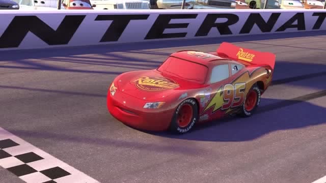 《赛车总动员》活塞杯不管是一个杯子,友谊第一,麦坤推着路霸冲过终点