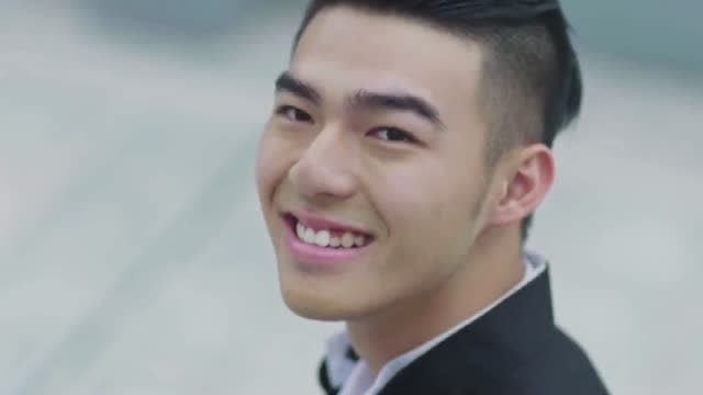 东北插班生,张文风当上学校老大,这次他却很想念王虎!