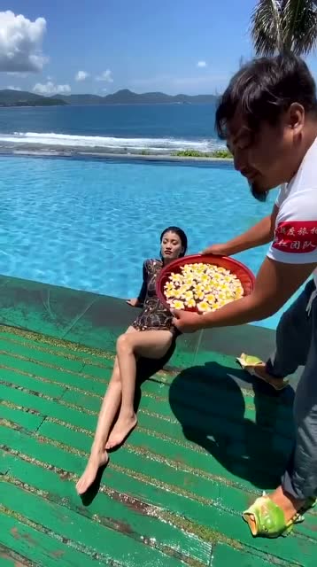 婚纱照幕后泼花成画