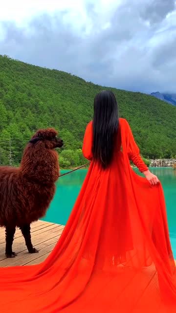 神话般的意境,美女玉龙雪山遇等待爱人的千年神兽,画面太美不忍直视