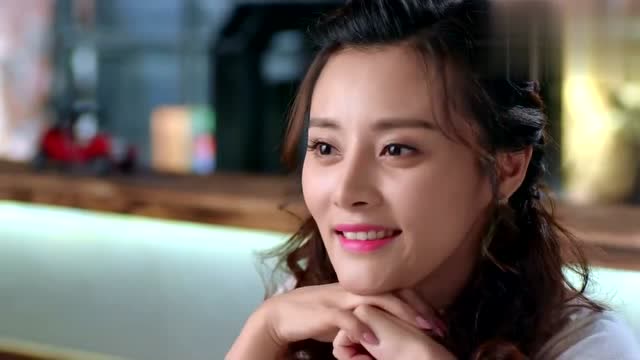 大话红娘经理跟唐糖表白,还真是浪漫,其实经理喜欢她好久