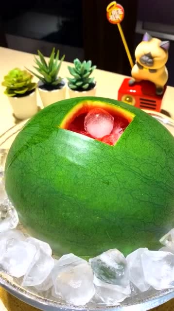 夏季冰镇大西瓜,是很多人的心头最爱,绝对不能少!