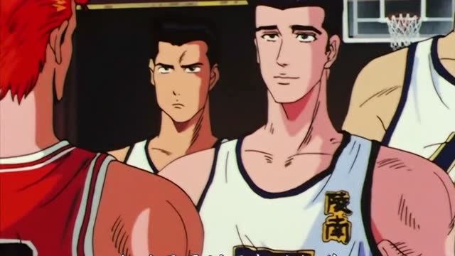 灌篮高手湘北与陵南的比赛正式开始,鱼柱展现惊人的魄力