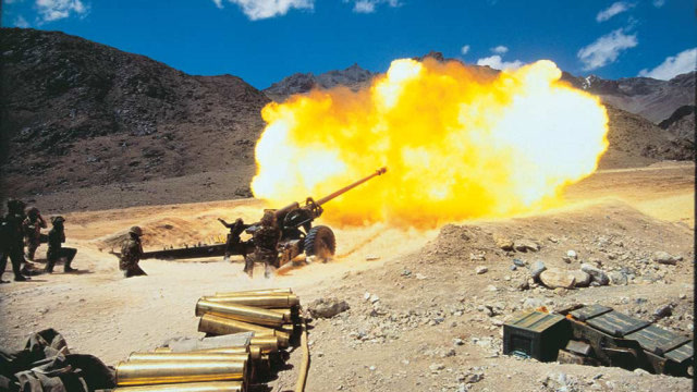 印巴战火再燃!两军上演惊天炮战,巴军直击要害"弄瞎"对手