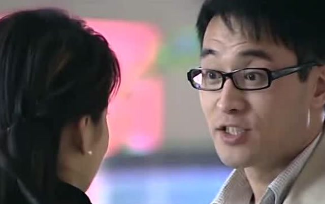 雪在烧:罗柔去找哈佛教授,临走前与万峰相约,只要一回来两人就结婚