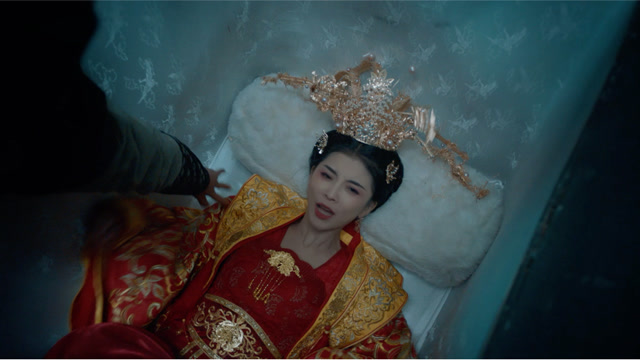 《妖君大人》第一集 新婚之夜,白堇月惨遭活埋