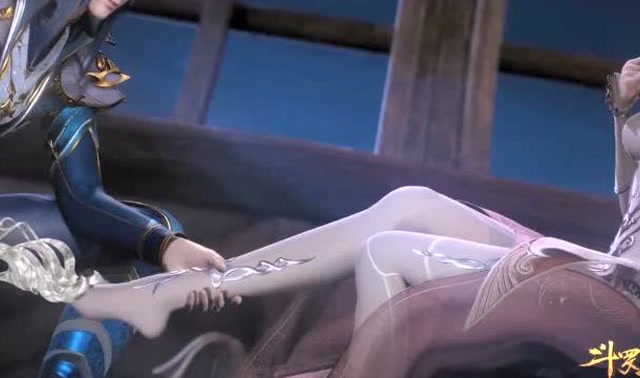 斗罗大陆唐三两次触摸小舞的美腿你喜欢那一次啊