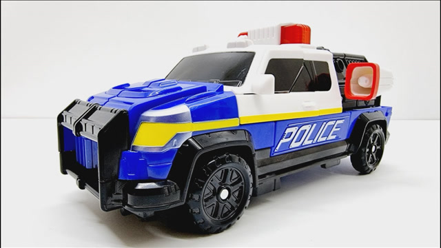 hello卡机器人警车变形单体